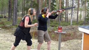 Evelina instruerar